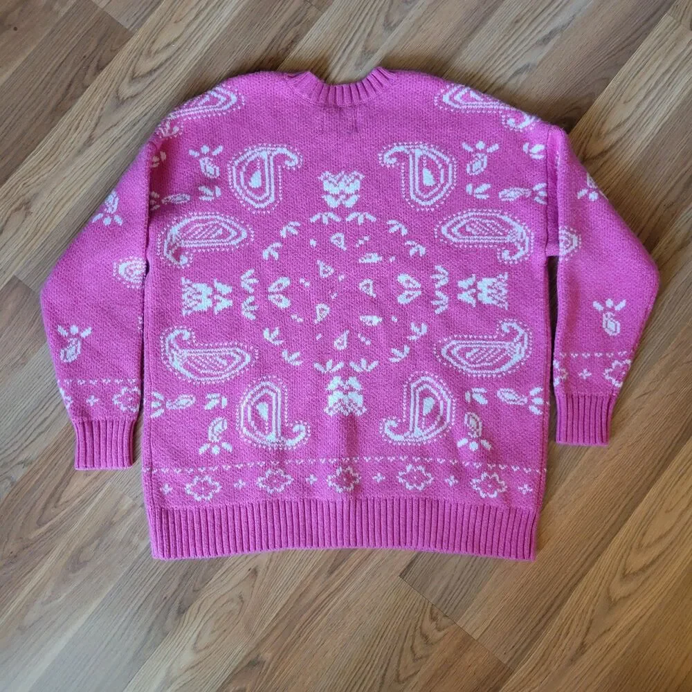 American Eagle Outfitters stay cozy